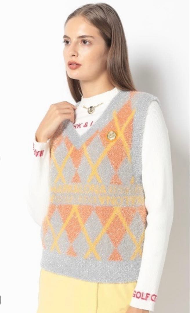 新品未使用　MARK & LONA ラメニットベスト