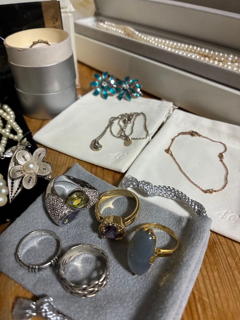 私とおばぁちゃんのアクセサリーまとめ売り