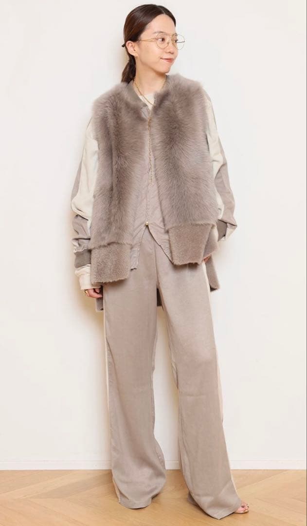 新品REMI RELIEF/レミレリーフSUEDE LIKE FLARE パンツ