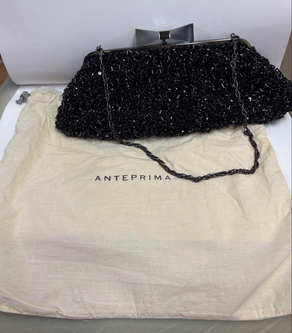 ANTEPRIMA クラッチバッグ　クリスタルフィオッコ　黒