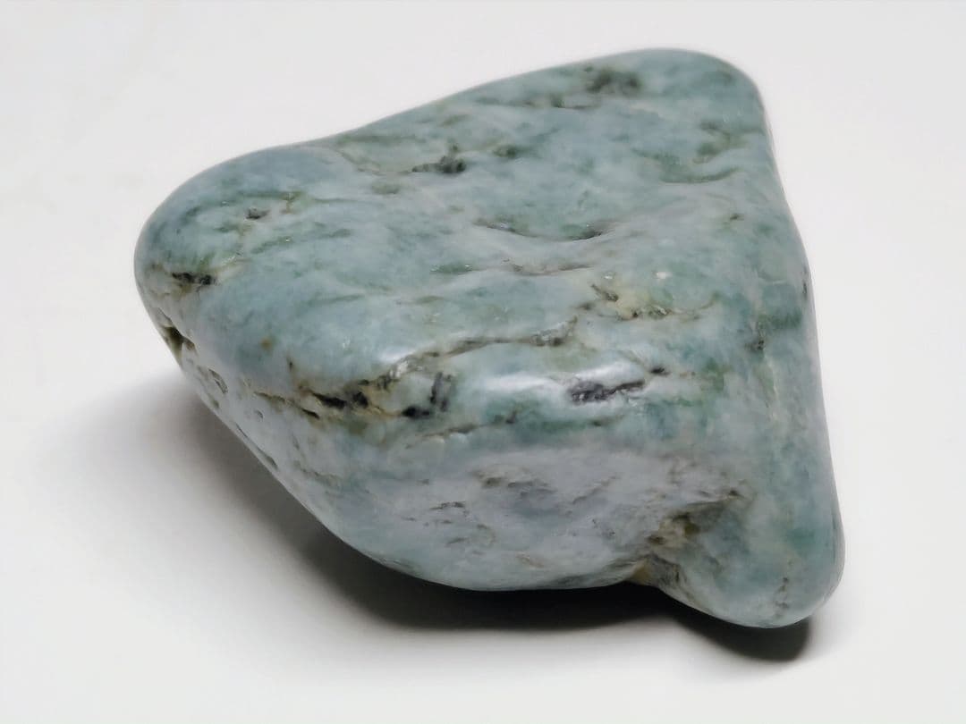 コン沢 37g 翡翠 ヒスイ 原石 鑑賞石 自然石 誕生石 鉱物 鉱石 水石