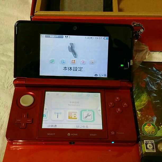 3DS本体(SDcard 2ギガ付)+モンハン3G+モンハン4
