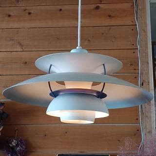 Louis Poulsen ペンダントライト 天井照明