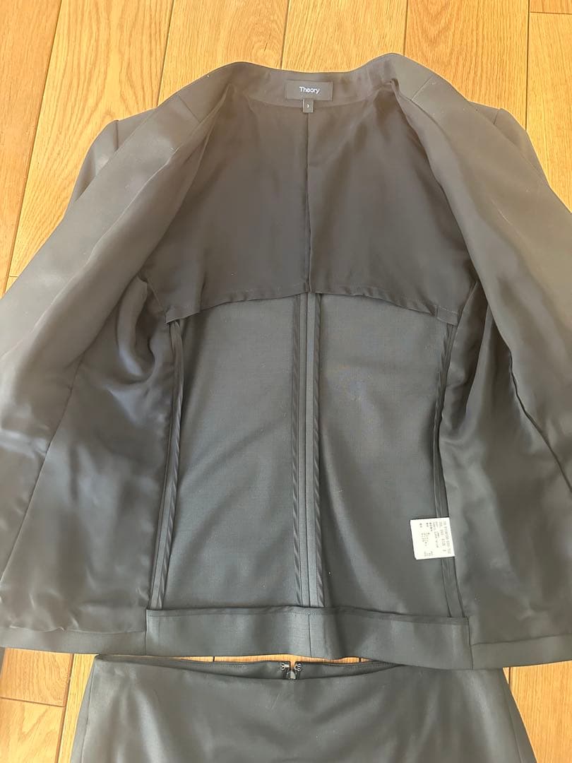 Theory ブラック スカートスーツ サイズ2