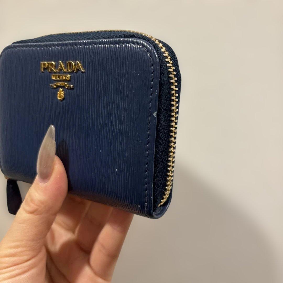 PRADA ネイビー ケース