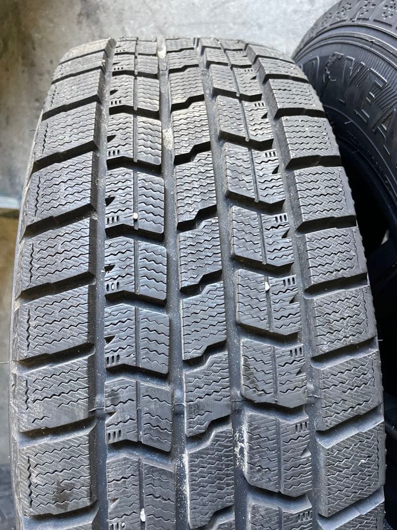 25、26、27セレナ用　バリ山　195/65Ｒ15　スタッドレス