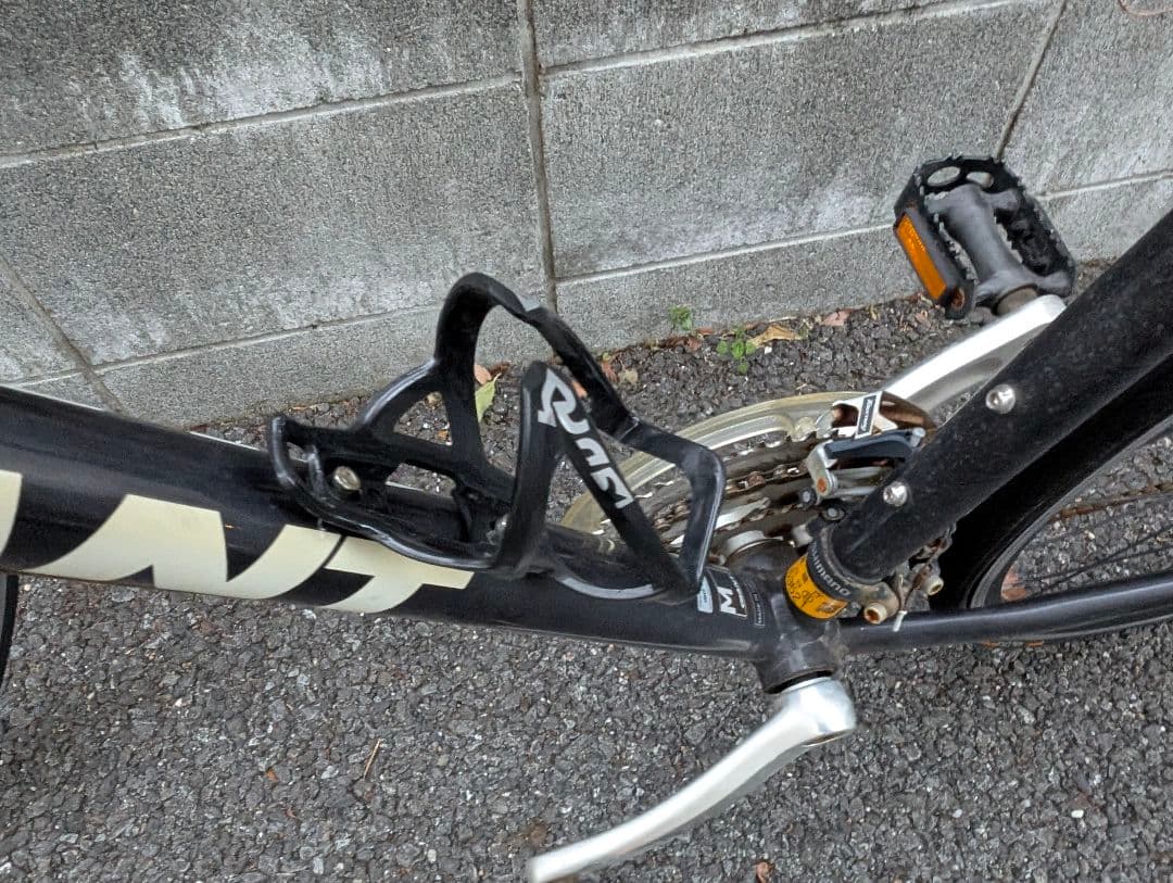 GIANT ESCAPE R3　Mサイズ　東京都品川区　直接引き取りのみ