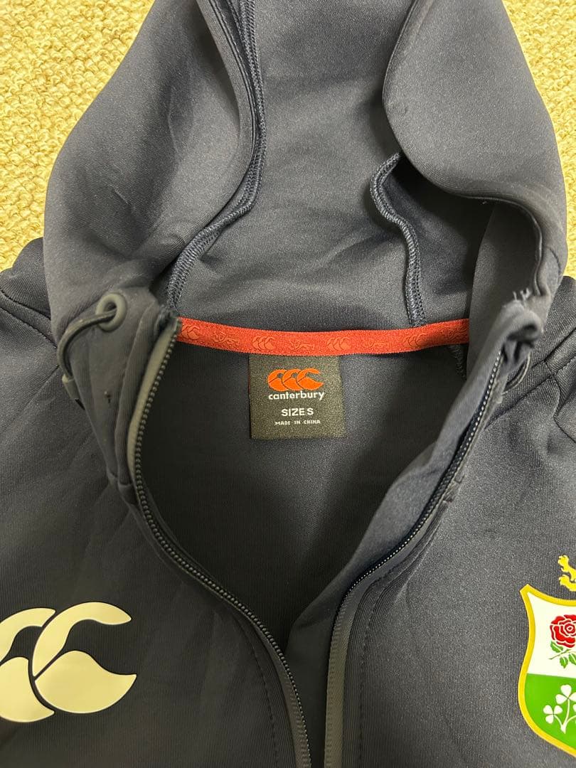 British&Irish Lions 2025年Everest フーディー　S