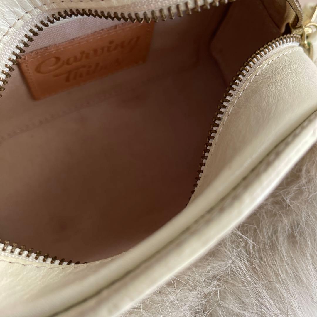 美品　Carving Tribes ファー付きパーティーバッグ