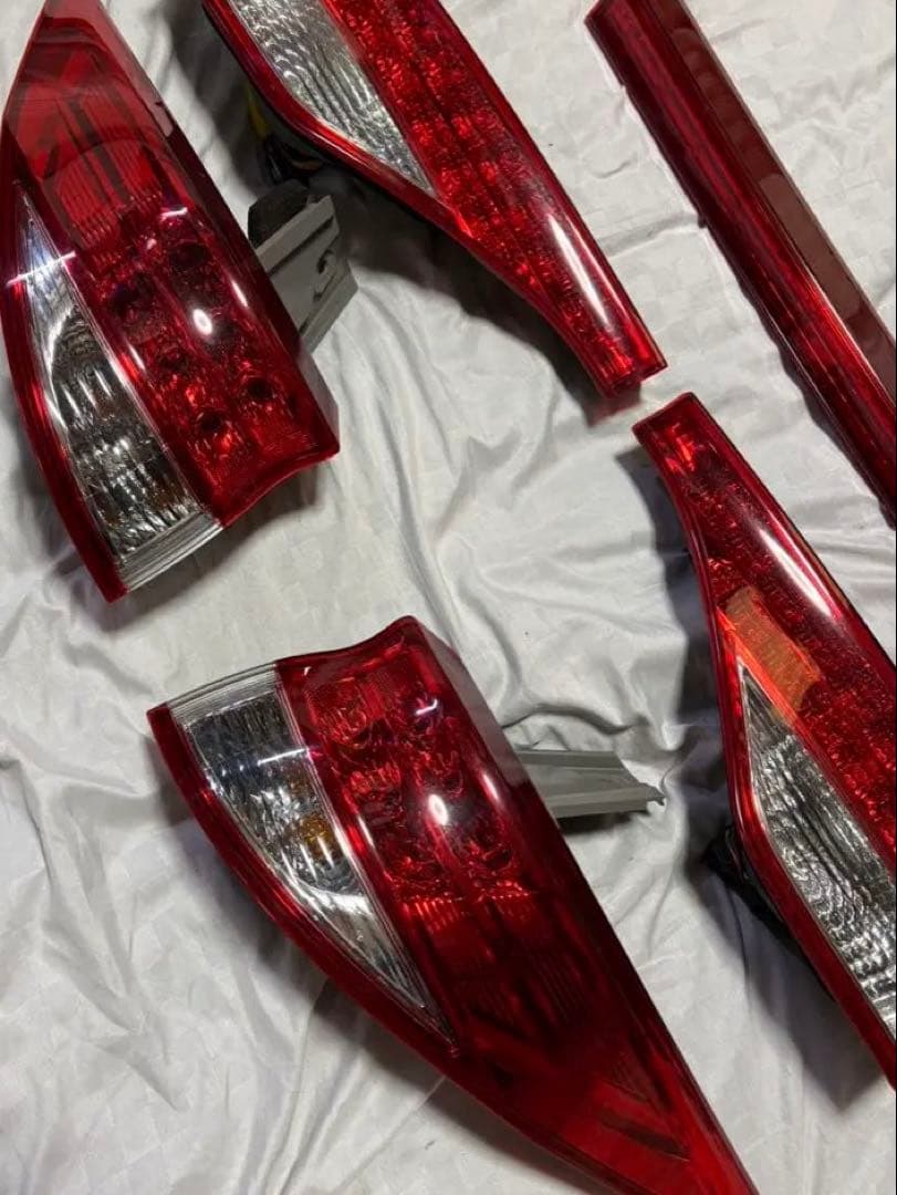 期間限定【TOYOTA】エスティマACR50W中期レッド/テールライト　セット
