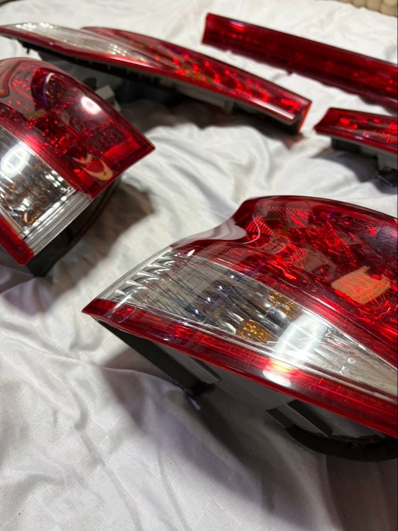 期間限定【TOYOTA】エスティマACR50W中期レッド/テールライト　セット