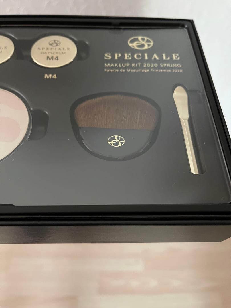 最終値下げ　ノエビア　スペチアーレ　メイクアップキット20春