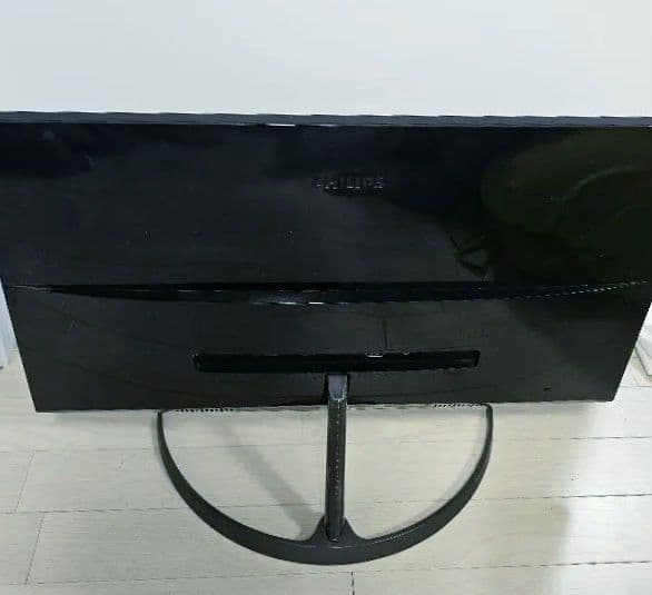 Philips 27インチ 4K IPS モニター 276E8VJSB