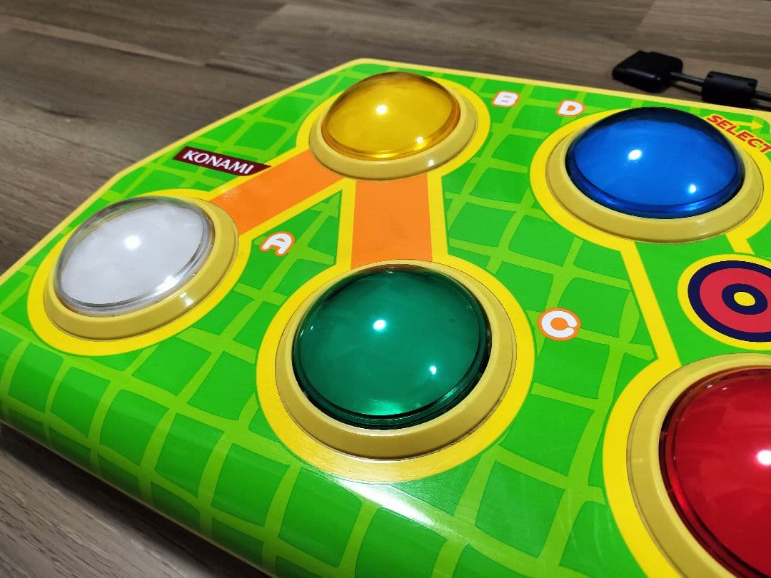 ポップンミュージック　アーケードスタイルコントローラー