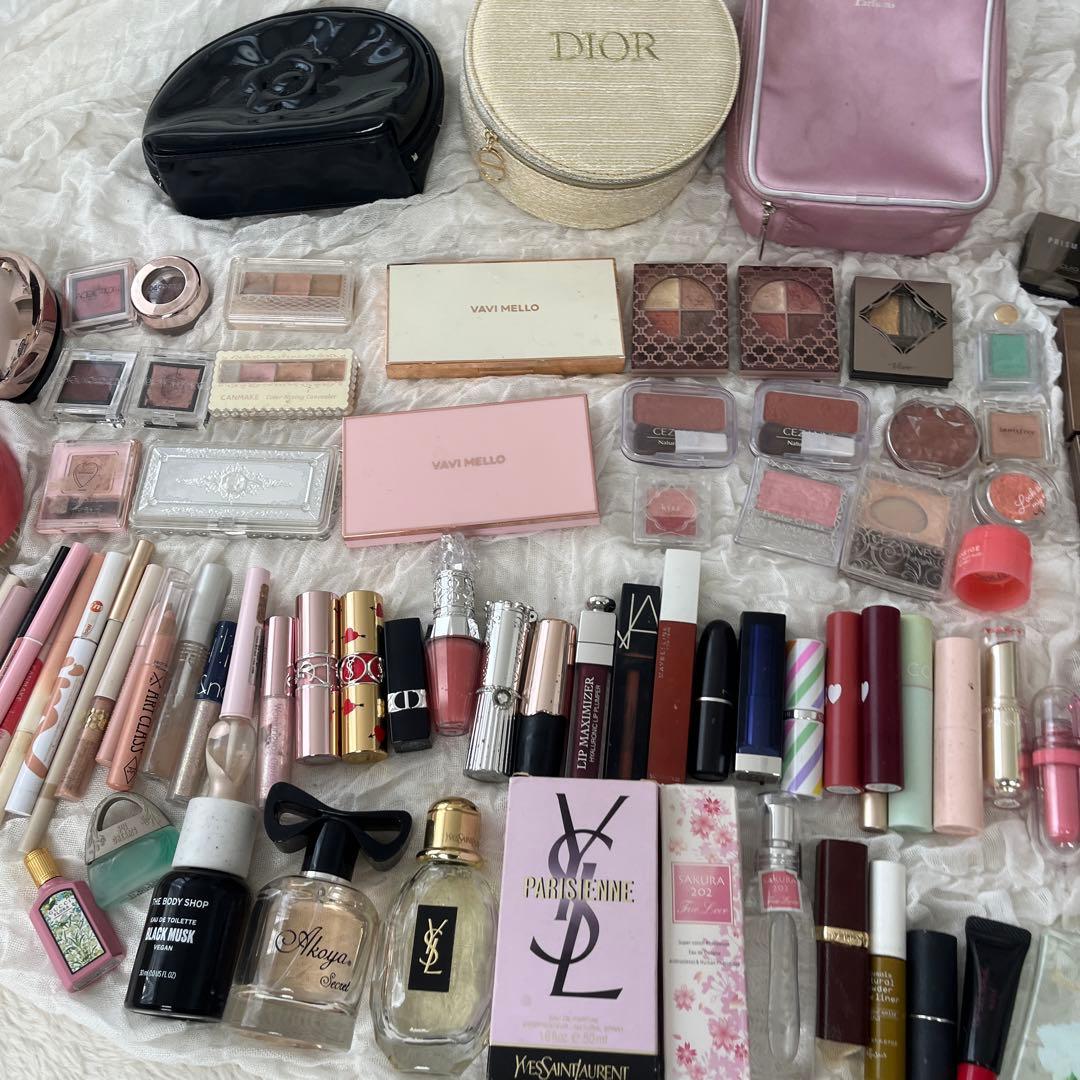 コスメ大量まとめ売り　デパコス＆プチプラ デパコス多め❤︎香水まとめ売り