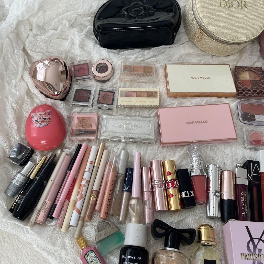 コスメ大量まとめ売り　デパコス＆プチプラ デパコス多め❤︎香水まとめ売り
