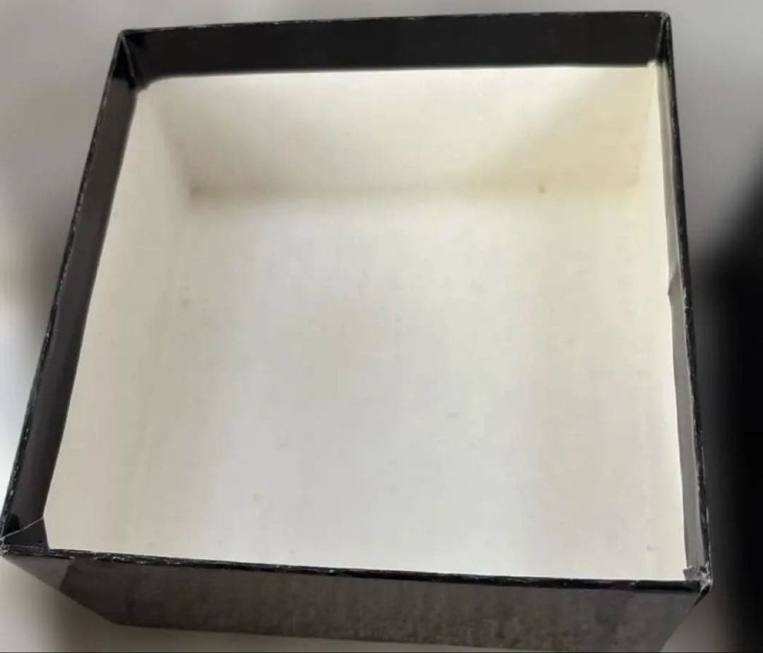 【稀少】【ヴィンテージ】CHANELカメリア ブローチ シャネルプレート付き