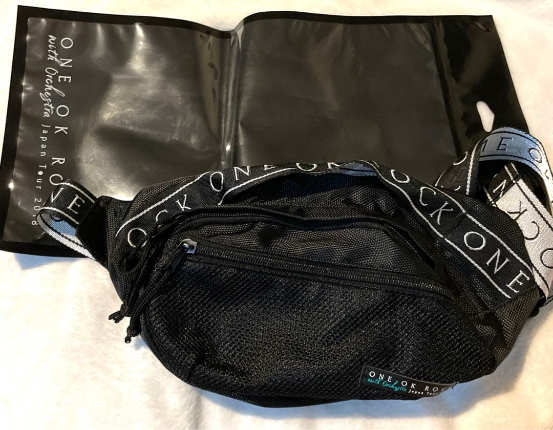 one ok rock ボディバッグ　オーケストラ