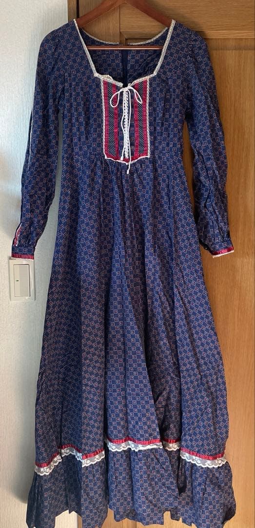 gunnesax 花柄ワンピース