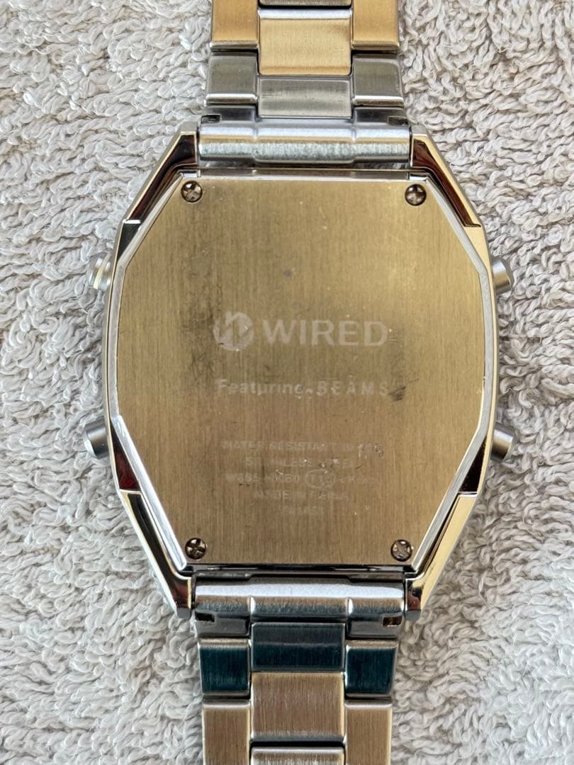 【一番人気の銀x黒】しかもステンブレス・デジボーグ復刻・セイコーWIRED美品
