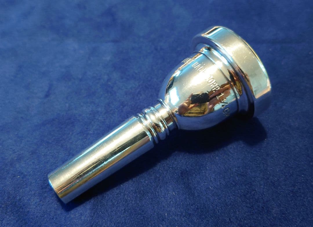 V.Bach Corp. 1-1/4GM バスTbマウスピース