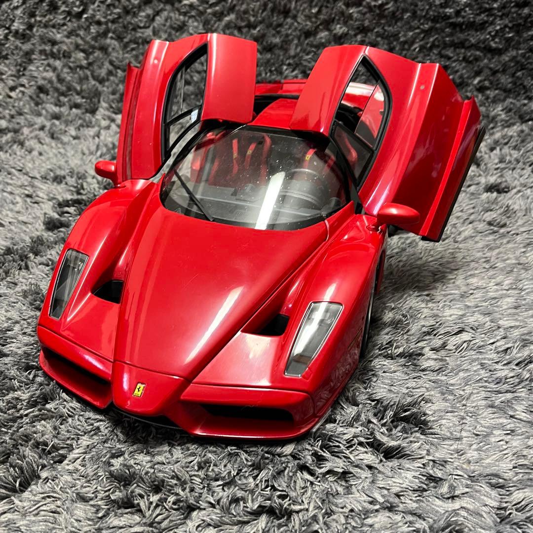 期間限定デアゴスティーニエンツォ・フェラーリEnzo Ferrari 1/10