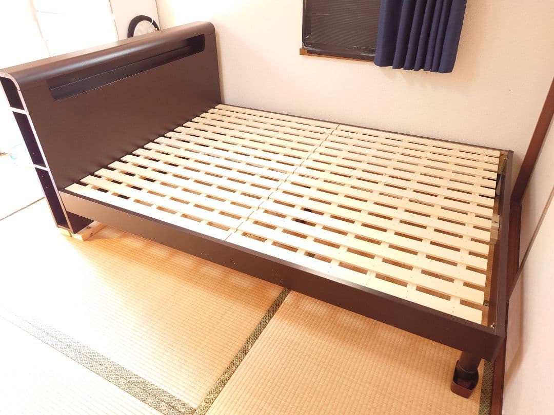 ニトリ木製ダブルベッドフレーム ダークブラウン　直接受取り限定　大阪府南部