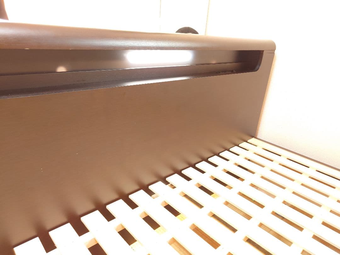 ニトリ木製ダブルベッドフレーム ダークブラウン　直接受取り限定　大阪府南部