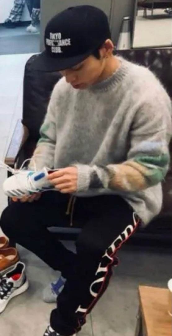 【新品・未使用】オフホワイト モヘアニット