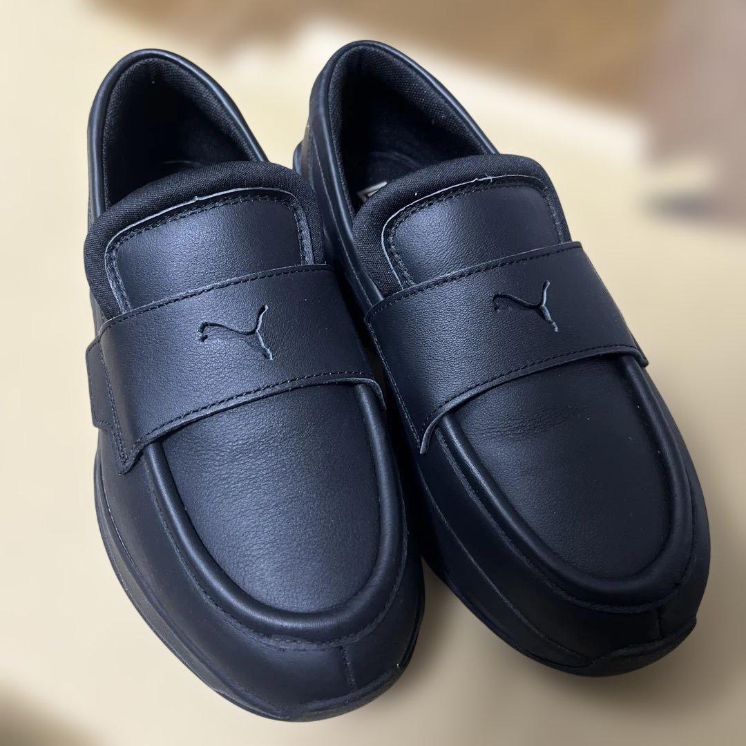 PUMA LOAFYR WNS ローファー【25cm】