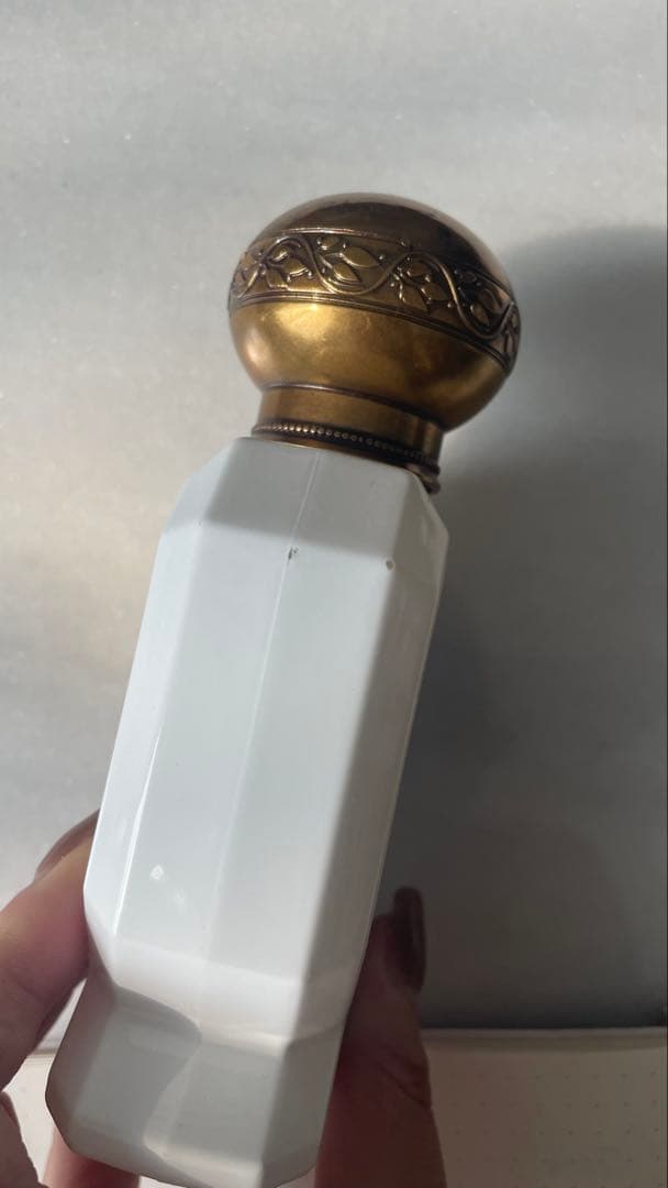 ビュリー　BULY 香水　イリス