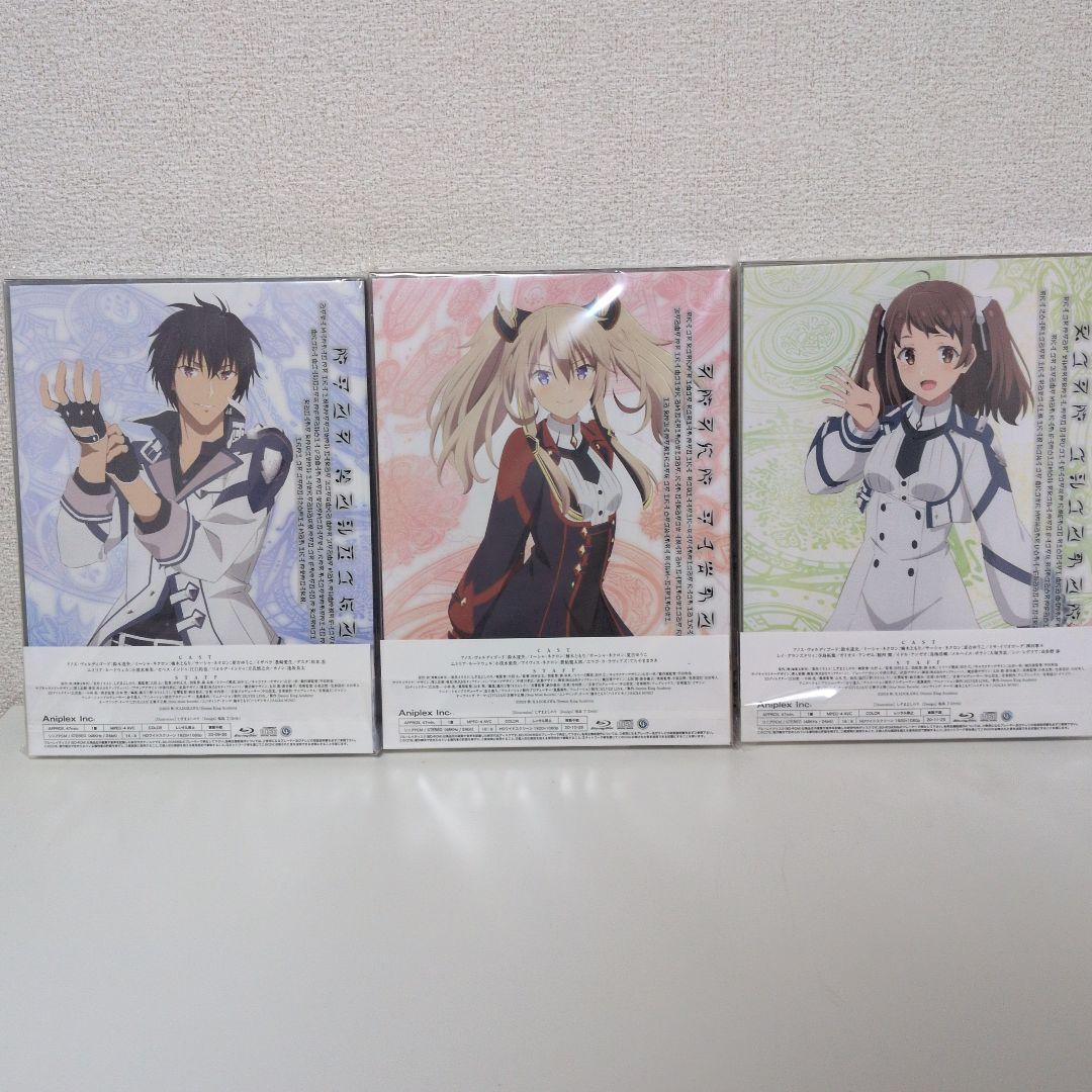 魔王学院の不適合者～史上最強の魔王の始祖,転生して子孫たちの学校へ通う～ 1〈…