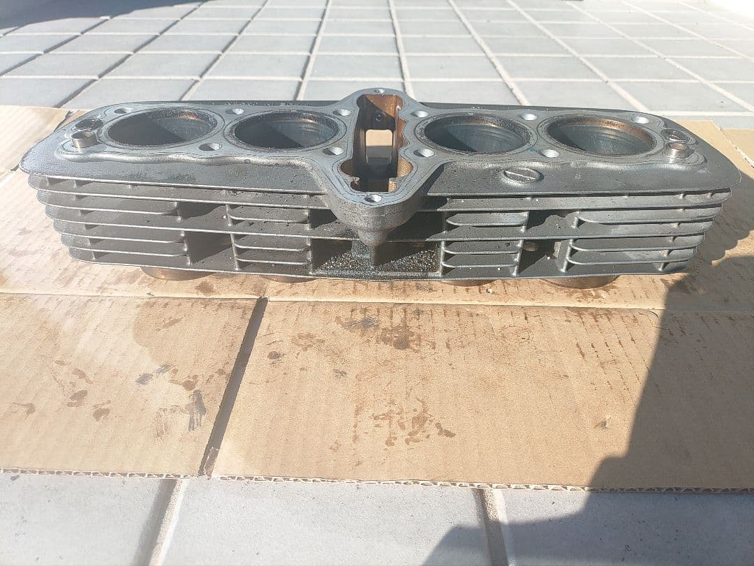 ゼファー750　 シリンダー　 シリンダーブロック　腰上