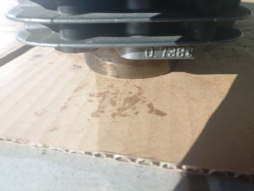 ゼファー750　 シリンダー　 シリンダーブロック　腰上