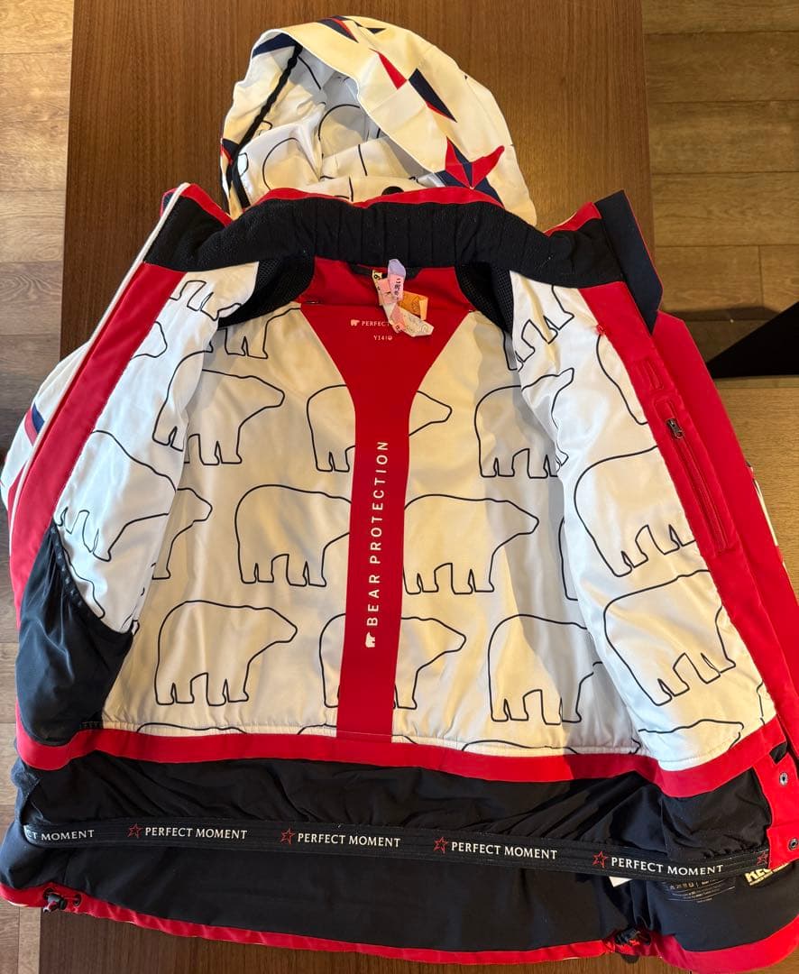 PERFECT MOMENT スキーウェア