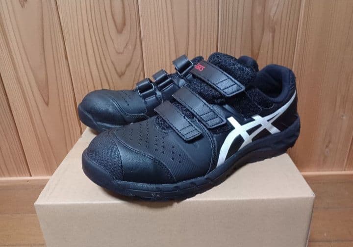 美品アシックス 安全靴 CP112 27.0センチ