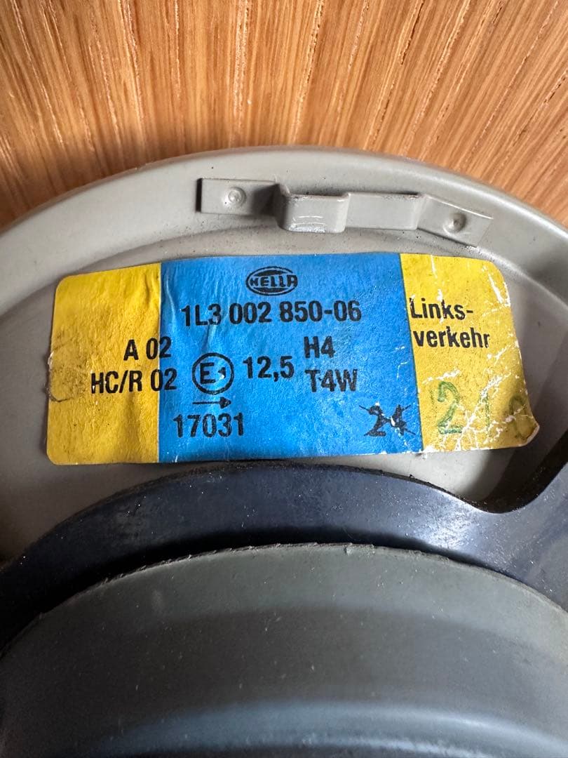 HELLA H4 ライト flsts ヘリテージスプリンガー　flstsb