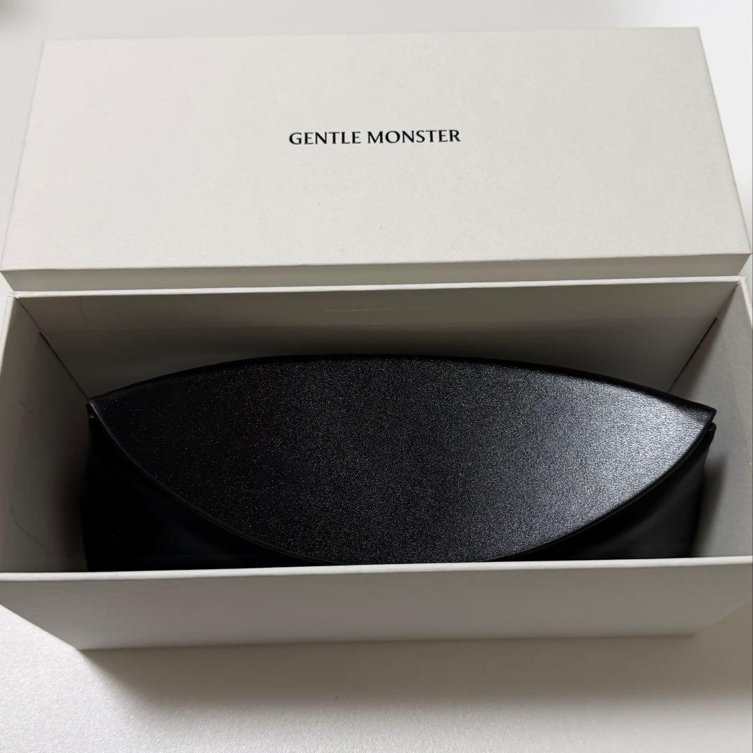 GENTLE MONSTER Daze 01(BL)ブルーレンズ サングラス