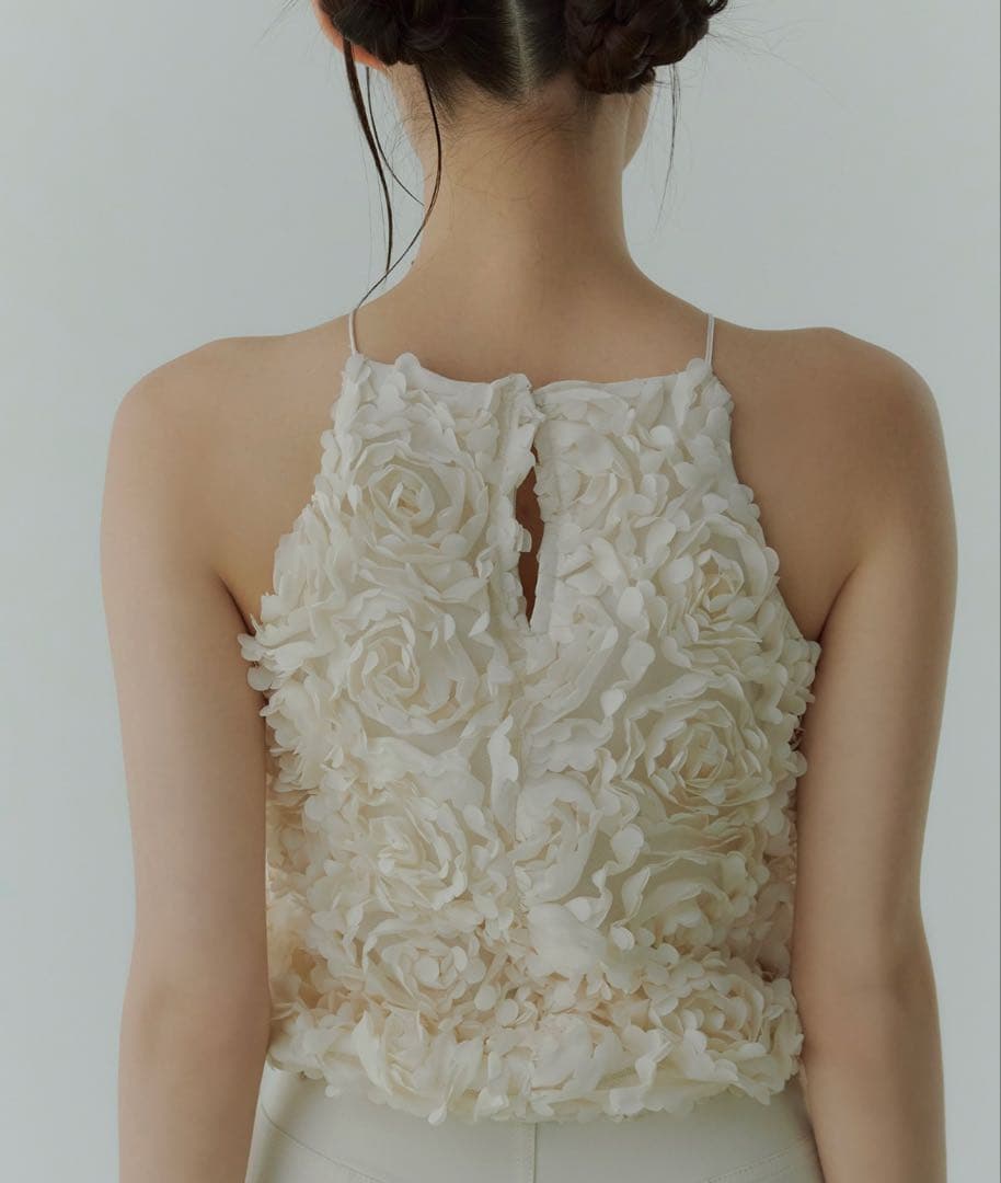 eimy istoire ボリュームフラワーモチーフアメスリトップス　アイボリー