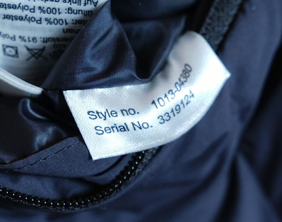 ま*ん様 美品　マムート　MAMMUT　ダウンジャケット　メンズ　M