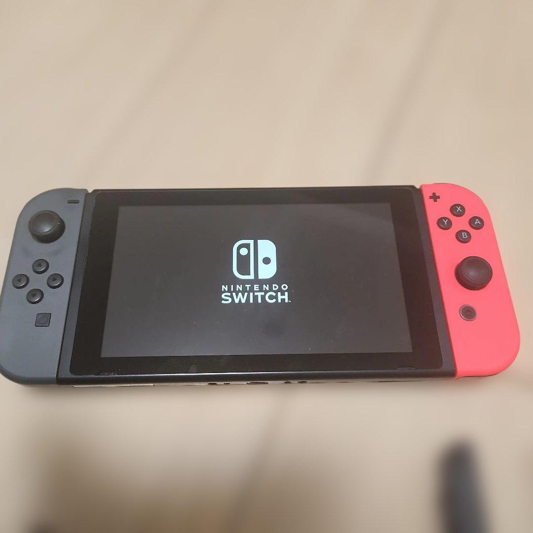 Nintendo Switch 本体 赤/黒 Joy-Con 充電器 付き