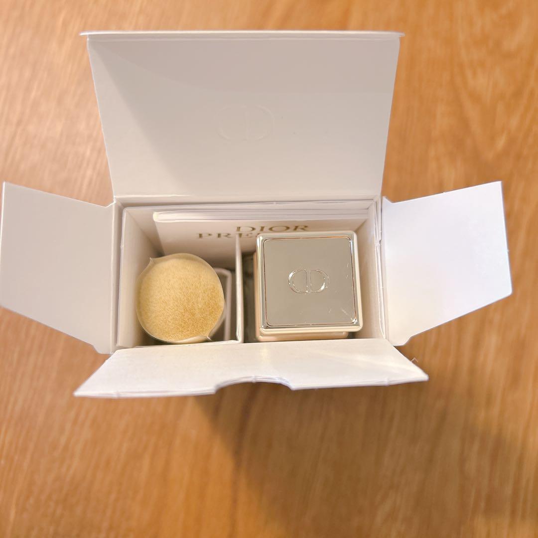 ディオール プレステージ フルイド リキッドファンデーション 1N