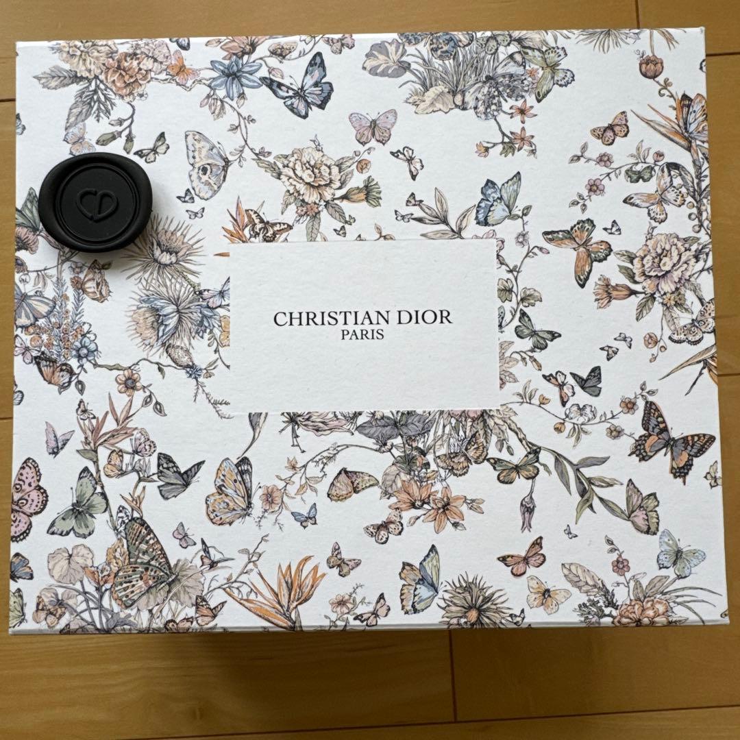 メゾン クリスチャン ディオールのサクラハンド&ボディ ローション（350mL）