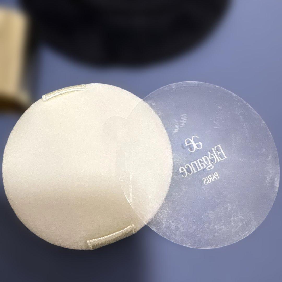 エレガンス ラ プードル オートニュアンス 〈フェイスパウダー〉