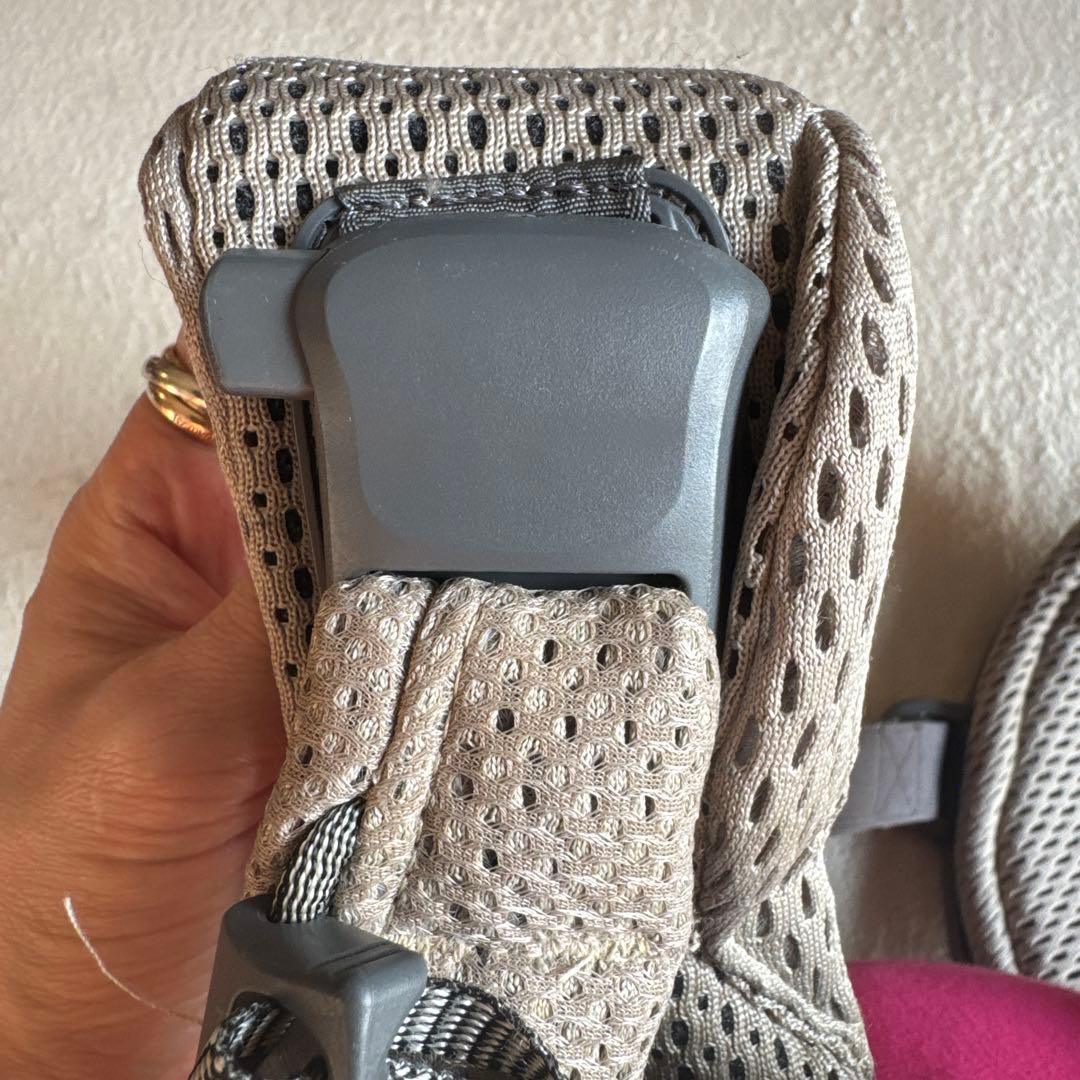 箱あり ベビービョルン 抱っこ紐 ワンカイグレーベージュ 美品