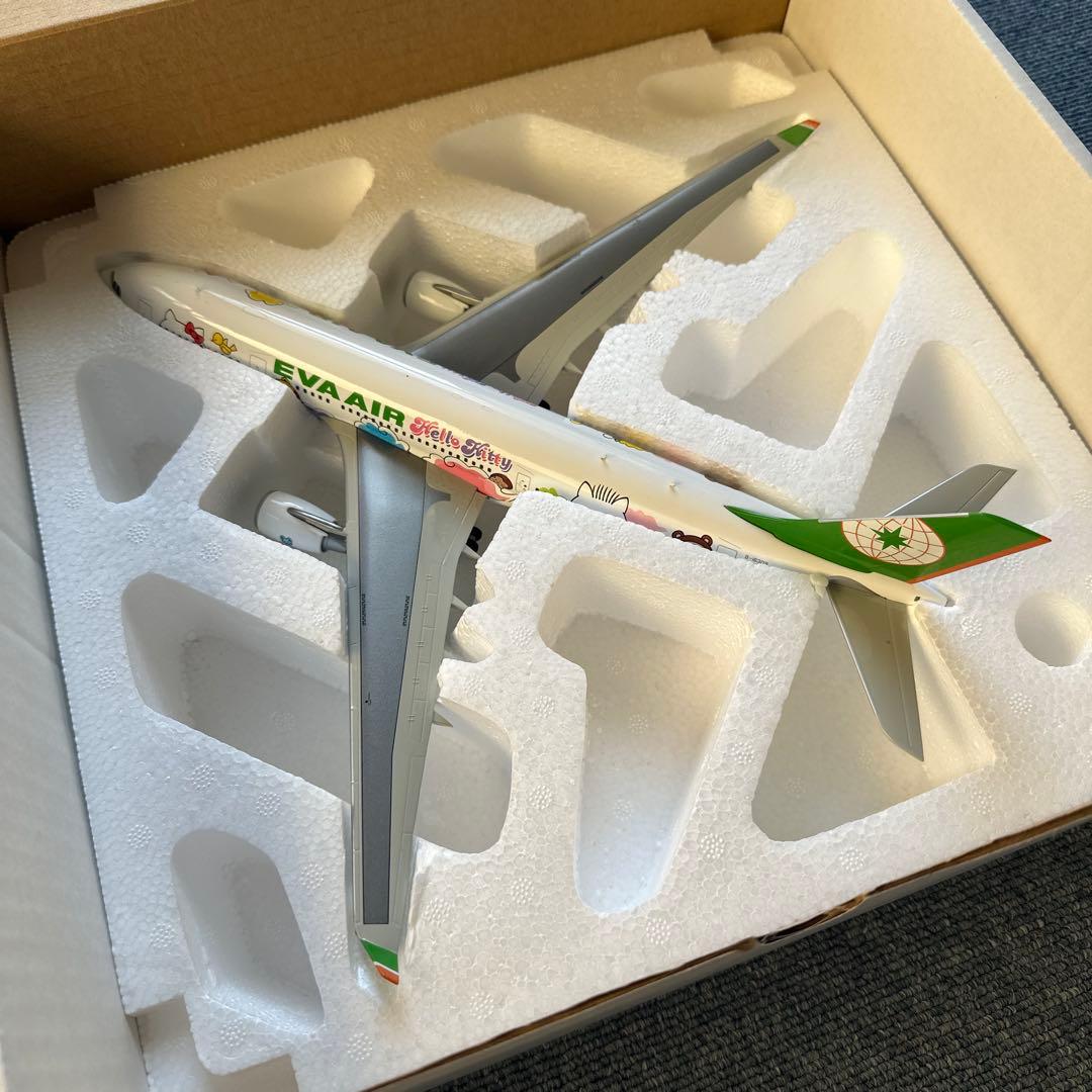 EVA AIrハローキティA330 1/200Hello Kittyエバー航空