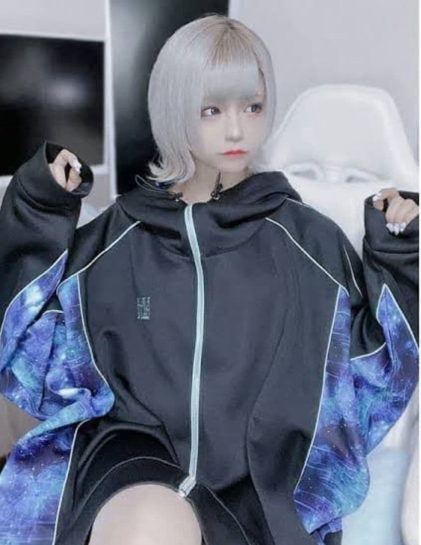 【マコトページ】ililil イルイルイル サイバージャージパーカー