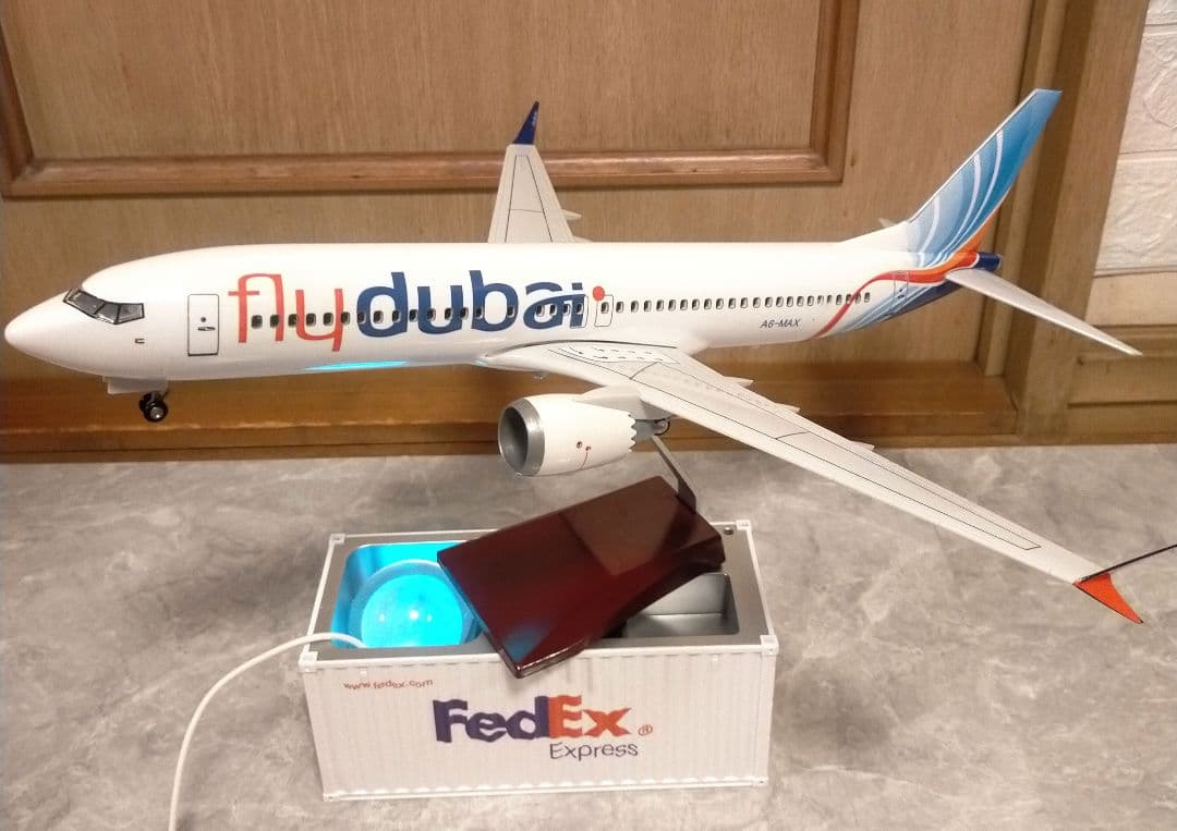 5/1…★ドバイ Boeing-737-Max/ 1/85=約47cmBIG