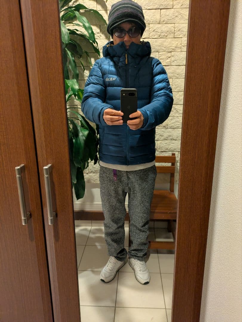 Rab ダウンジャケット M 青/黄色