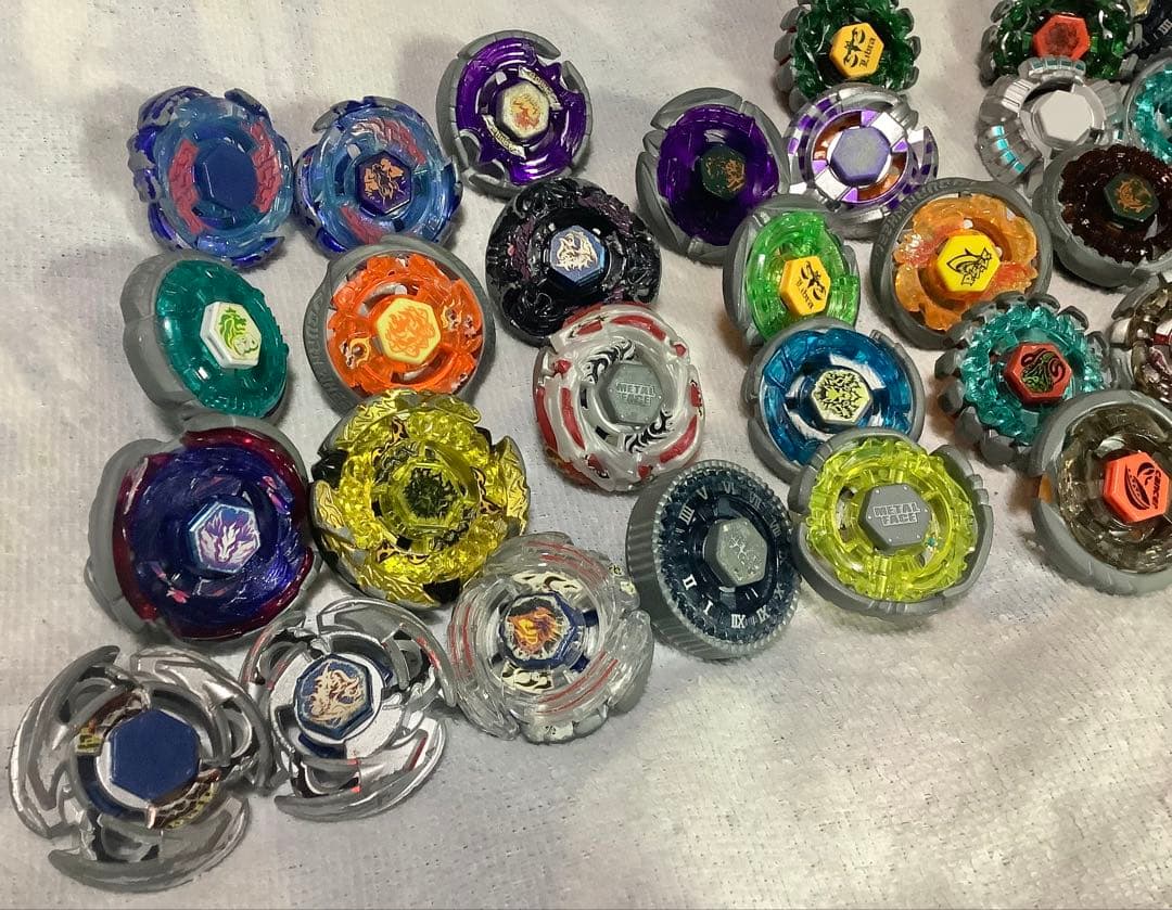 ア*ル様 メタルファイトベイブレード、ベイブレードバースト 全部まとめ売り オー